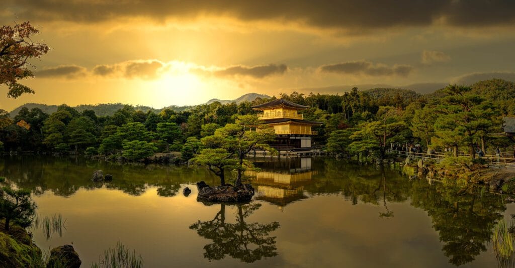金閣寺